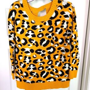 Women's sweater